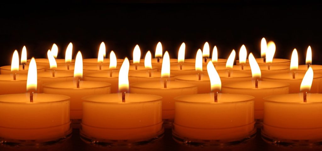 A Seasonal Look = Happi.com (February 2020)